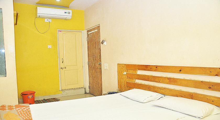 Hotel Talha Residency Nānded Esterno foto